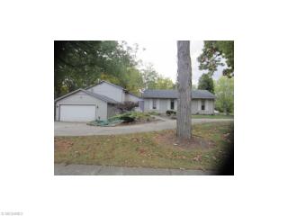 732 Wyleswood Dr, Berea, OH 44017-2233