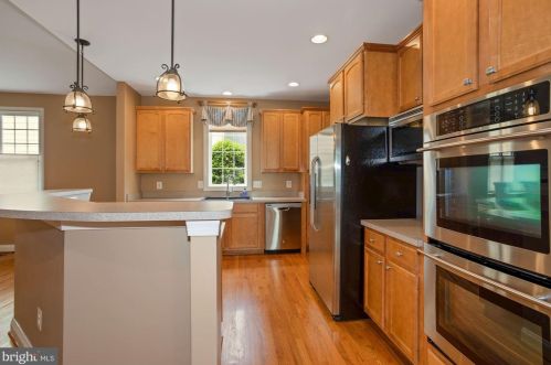 168 Positano Ct, Purcellville VA  20132-5815 exterior