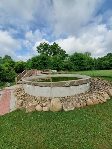 121 Narrows Rd, South Connellsville PA  15425-6145 exterior