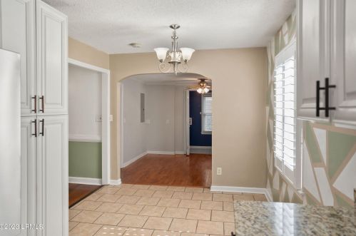 217 Burroughs Ave, Beaufort SC  29902-5307 exterior