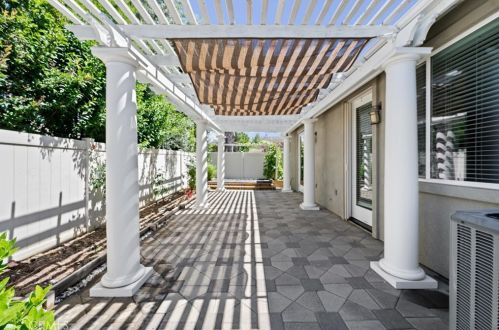 147 Tijeras Crk, Beaumont CA  92223-7308 exterior