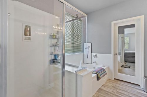 211 Emory Oak Pl, Lathrop CA  95330-8527 exterior