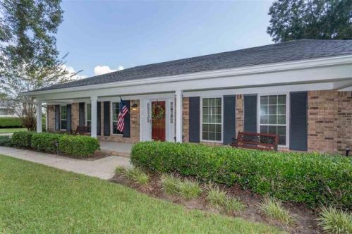 8907 Burning Tree Rd, Pensacola, FL 32514-5610