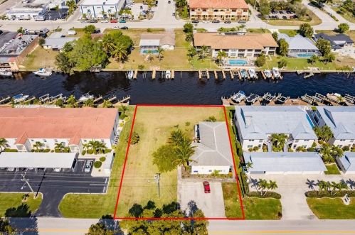 1631 46th Ln, Cape Coral, FL 33904-8729