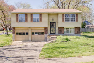 10810 Youngtown Dr, Louisville, KY 40272-3059