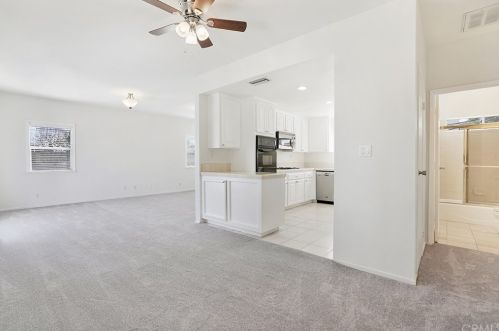 259 Loma Ave, Long Beach CA  90814-2744 exterior