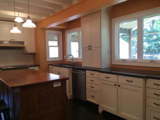 706 Chatter Rd, Mount Pleasant, SC 29464-5117