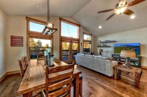 15092 Ski Slope Way, Truckee CA  96161-7013 exterior