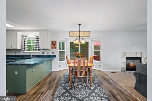 10100 Chatham Ct, Fredericksburg VA  22408-9566 exterior