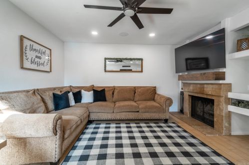 2142 Alpine Glen Pl, Alpine CA  91901-2120 exterior