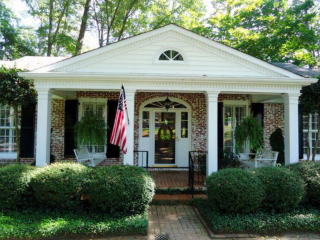 1645 Waverland Dr, Macon GA  31211-1119 exterior