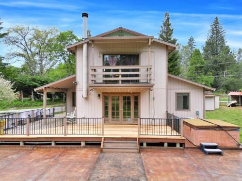 10348 Old Dairy Pl, Grass Valley, CA 95945-6000