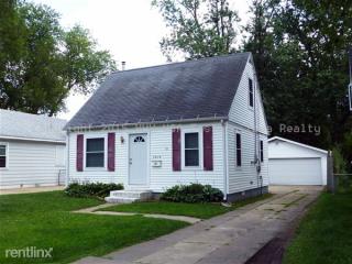 3909 Lennox Ave, Cedar Rapids IA  52402-5638 exterior