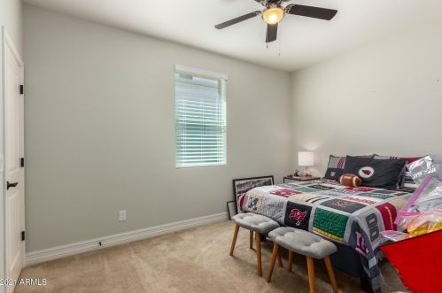 3948 Strawberry Dr, Gilbert AZ  85298-3703 exterior