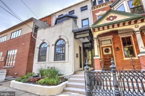 406 Duke St, Lancaster, PA 17602-4206