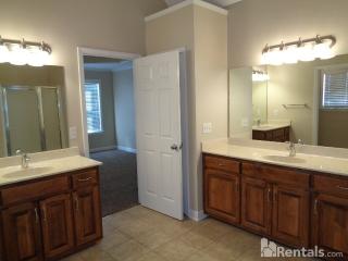 2032 Keene Cir, Spring Hill TN  37174-2691 exterior