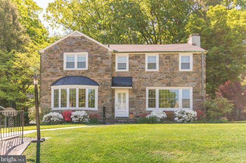 8005 Rodgers Rd, Melrose Park, PA 19027-1325