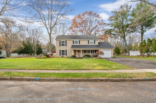 9 Salem Ln, Jackson Twp, NJ 08527-1210