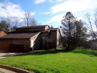 16 Meadow Ln, Shade, OH 45701-2048