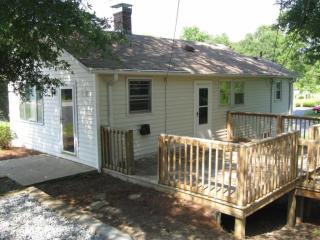 11873 Nc Highway 87, Eden, NC 27288-8167
