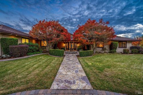 4933 Harville Rd, Santa Rosa CA  95409 exterior