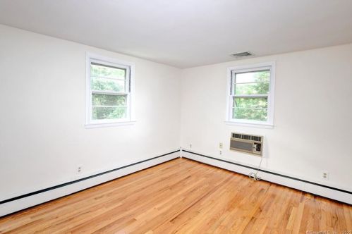 239 Rocks Rd, Norwalk CT  06851-1117 exterior