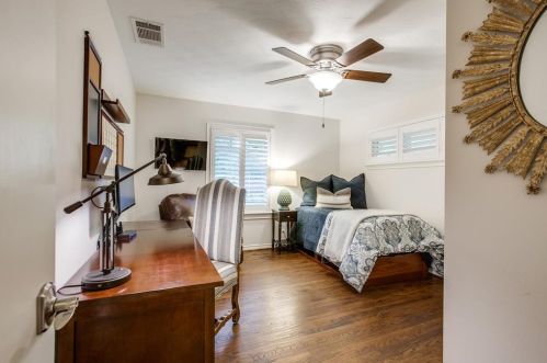 830 Belt Line Plz, Richardson TX 75080-5502 exterior