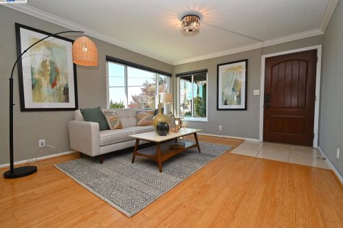 2400 Prosperity Way, San Leandro, CA 94578-1125