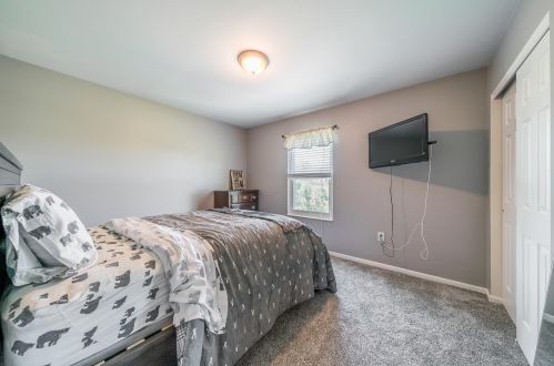 7381 Maybury Ct, Florence KY  41042-8137 exterior