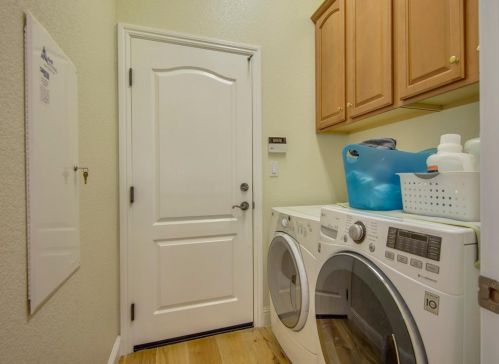 2011 Stockman Cir, Folsom CA  95630-6236 exterior