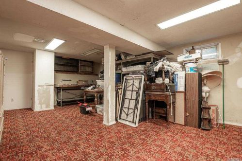 56 Cir Dr, Elwood NY  11731-1211 exterior