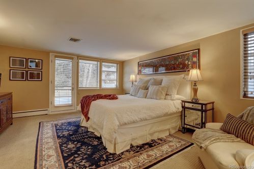 2475 Jackson St, Denver CO 80210-5638 exterior