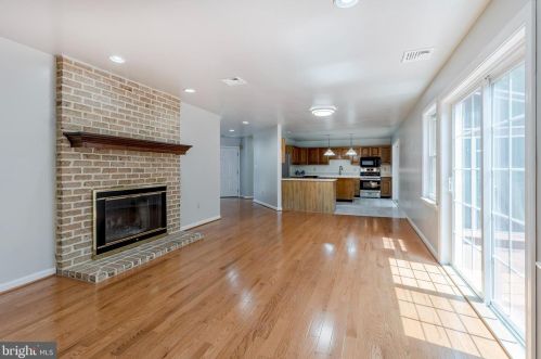 1704 Wheatland Ave, Lancaster PA  17603-4520 exterior