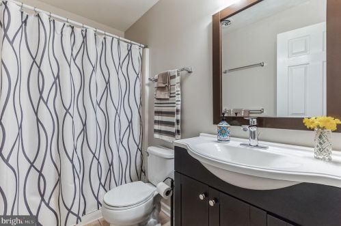 107 Wilson Dr, Collegeville PA  19473-2341 exterior