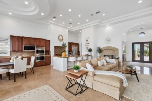 81530 Carboneras, La Quinta CA  92253-8219 exterior