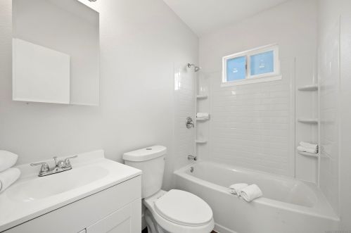 553 68th St, San Diego CA  92114-4414 exterior