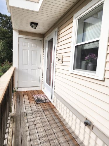 84 Modena Dr, Concord NH  03303-1550 exterior