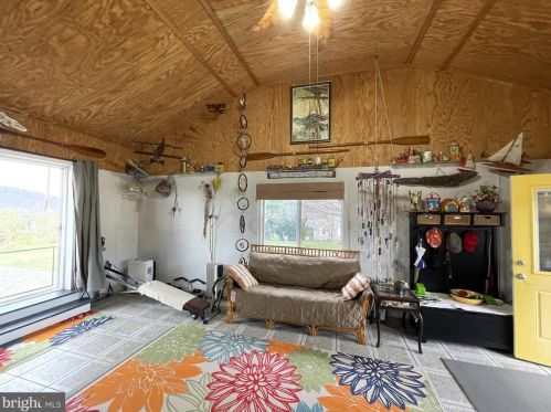 248 Hill Top Ct, Richmond National Battlefiel VA  22835-7135 exterior