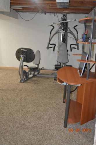 328 Foxmead Dr, Waterford WI  53185-4427 exterior