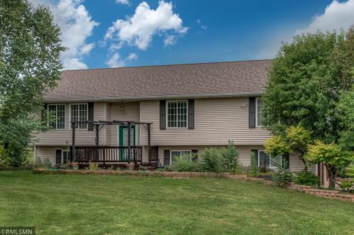 870 161st St, Hammond, WI 54015-5061