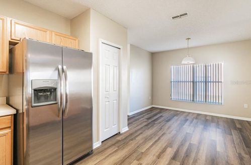 200 Albany Dr, Kissimmee FL 34758-2204 exterior