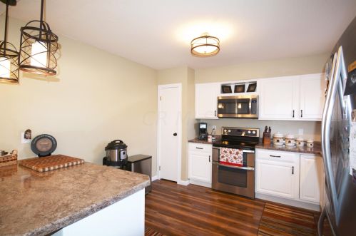 820 Chambord Cir, Marion OH  43302-6733 exterior