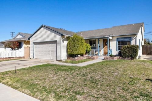 15328 Cranbrook Ave, Lawndale CA  90260-2425 exterior