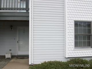 201 Urbandale Pkwy, Rome, NY 13440-3661