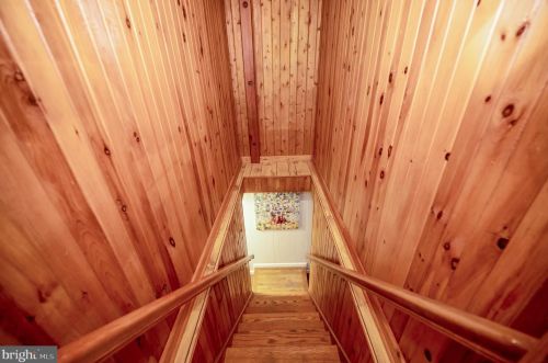 120 Hillside Dr, Locust Grove VA 22508-5233 exterior