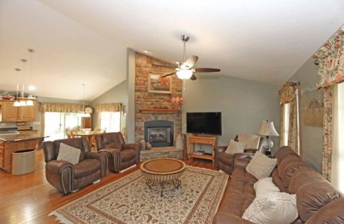 15650 Carson Rd, Mount Vernon, OH 43050-9702