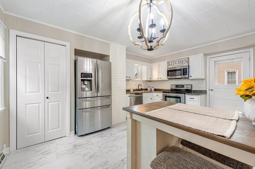 214 Loyalhanna Ave, Latrobe PA  15650-1724 exterior