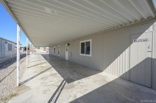 860 Stahlman Dr, Bullhead City, AZ 86442-6402