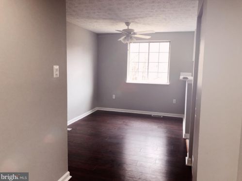 6242 Hillside Rd, Springfield VA  22152-2229 exterior