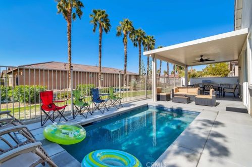 49527 Wayne St, Indio CA  92201-9752 exterior